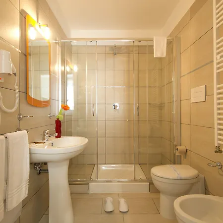 ホテル Oasi Village